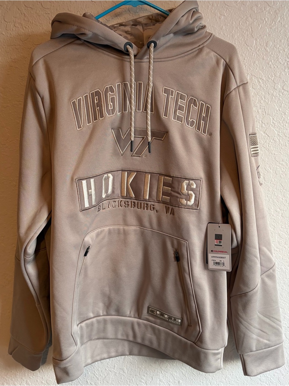 Virginia Tech Hokies Colosseum OHT Military Tan Hoodie - Men’s Large NWT